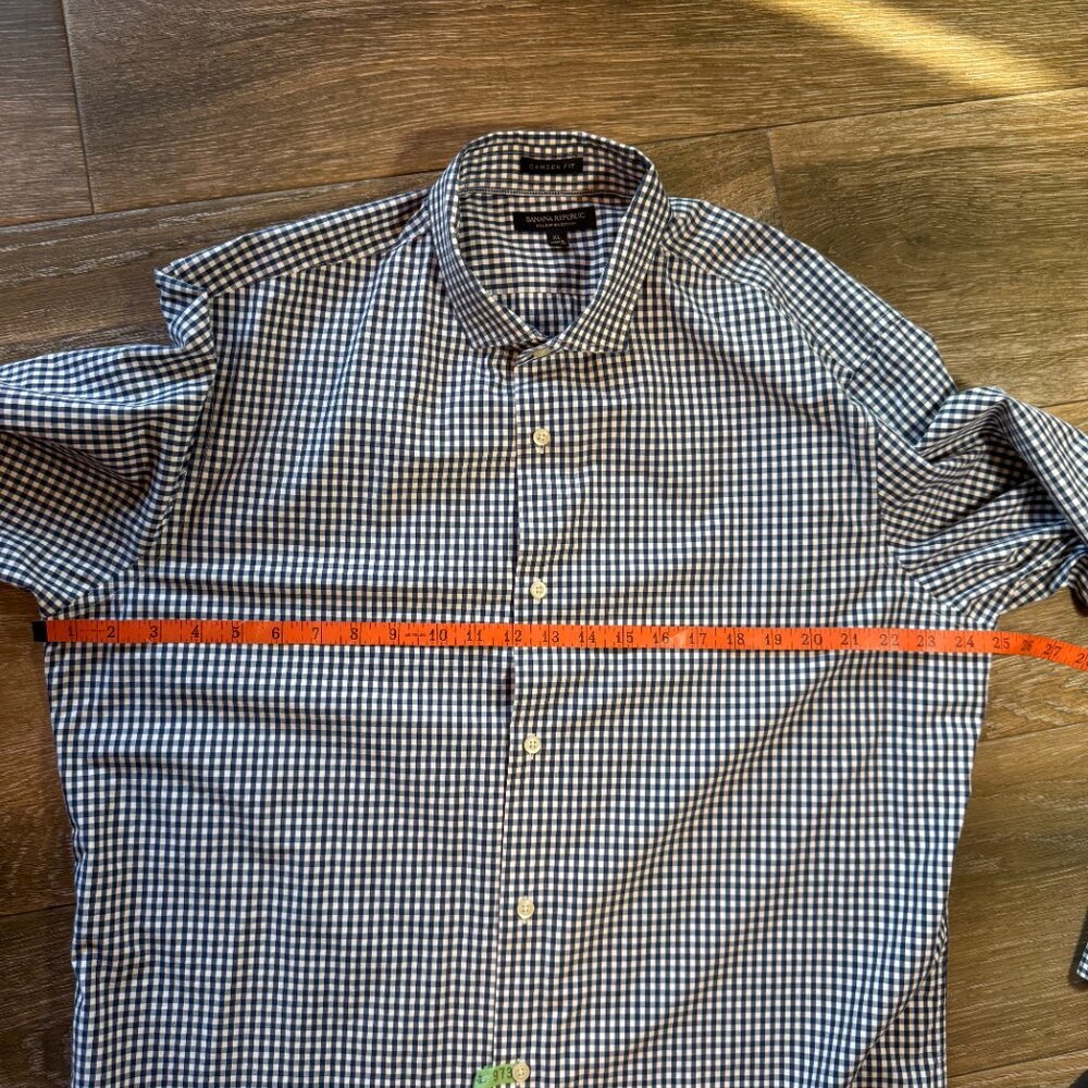 Banana Republic Camden Fit mens' navy gingham button front shirt size XL - Picture 4 of 7